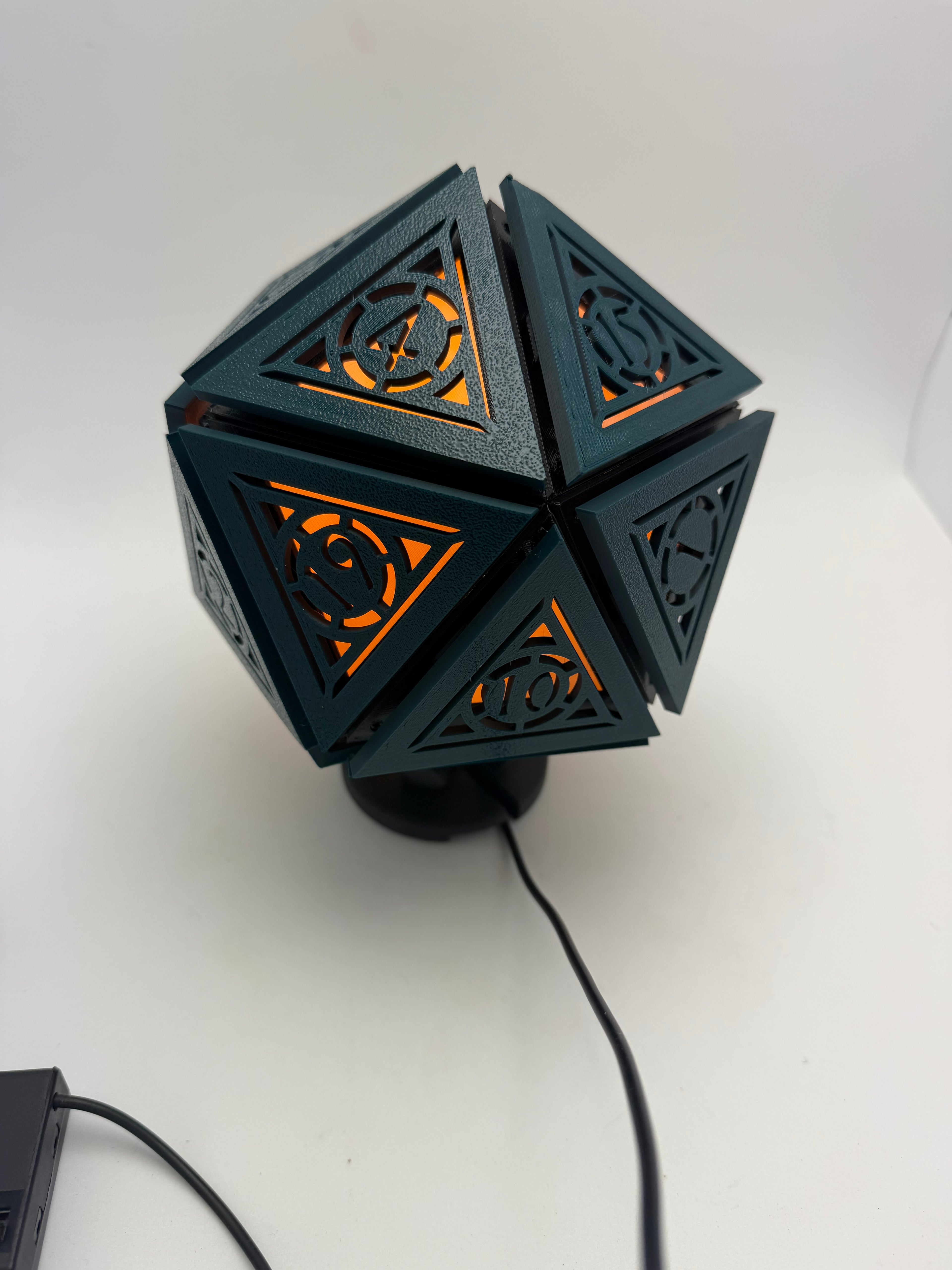 D20 Lamp
