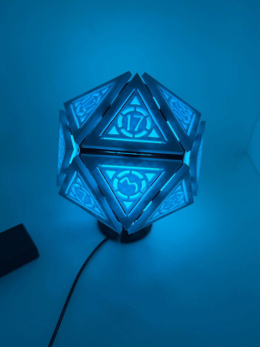 D20 Lamp