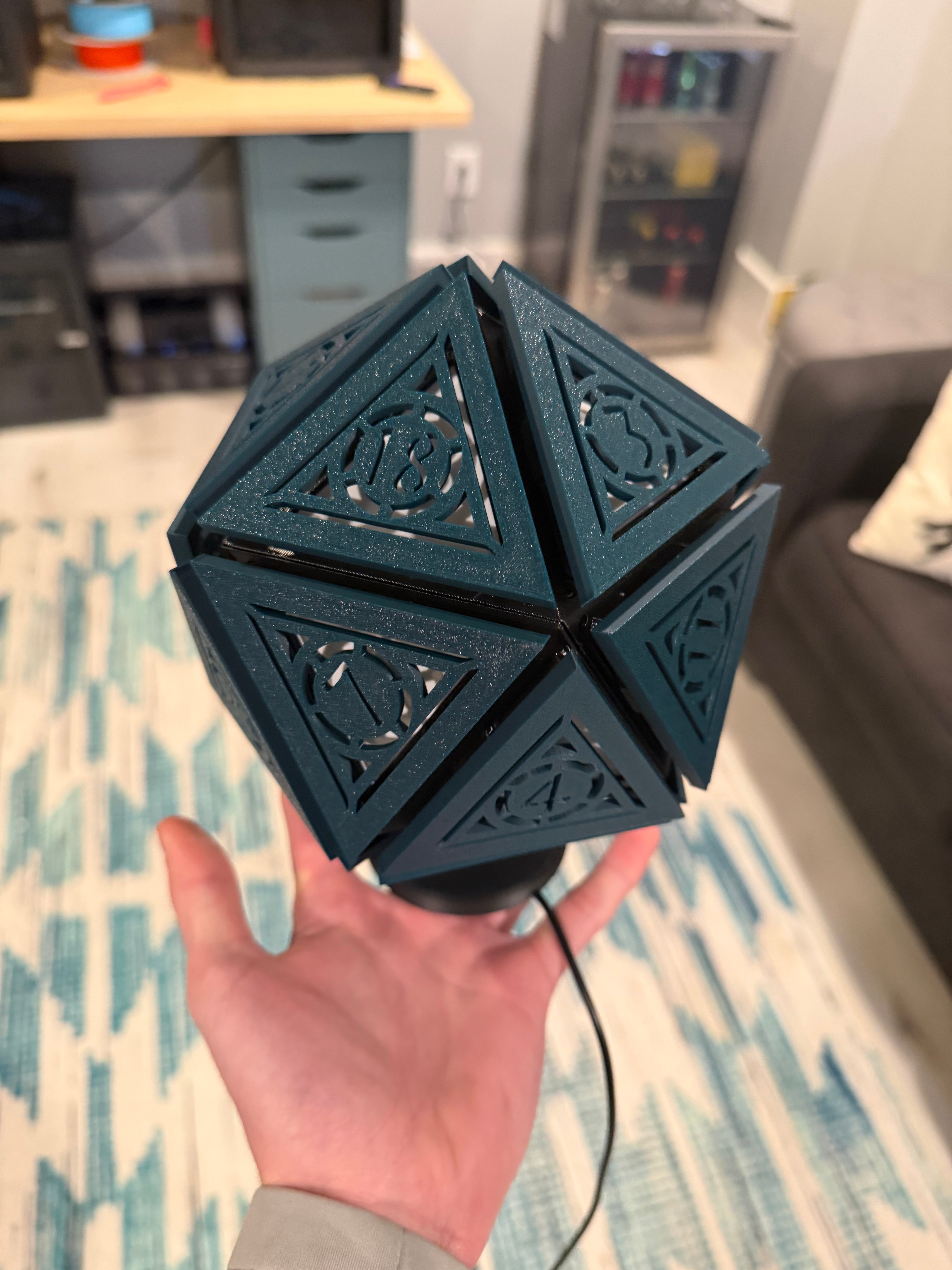 D20 Lamp