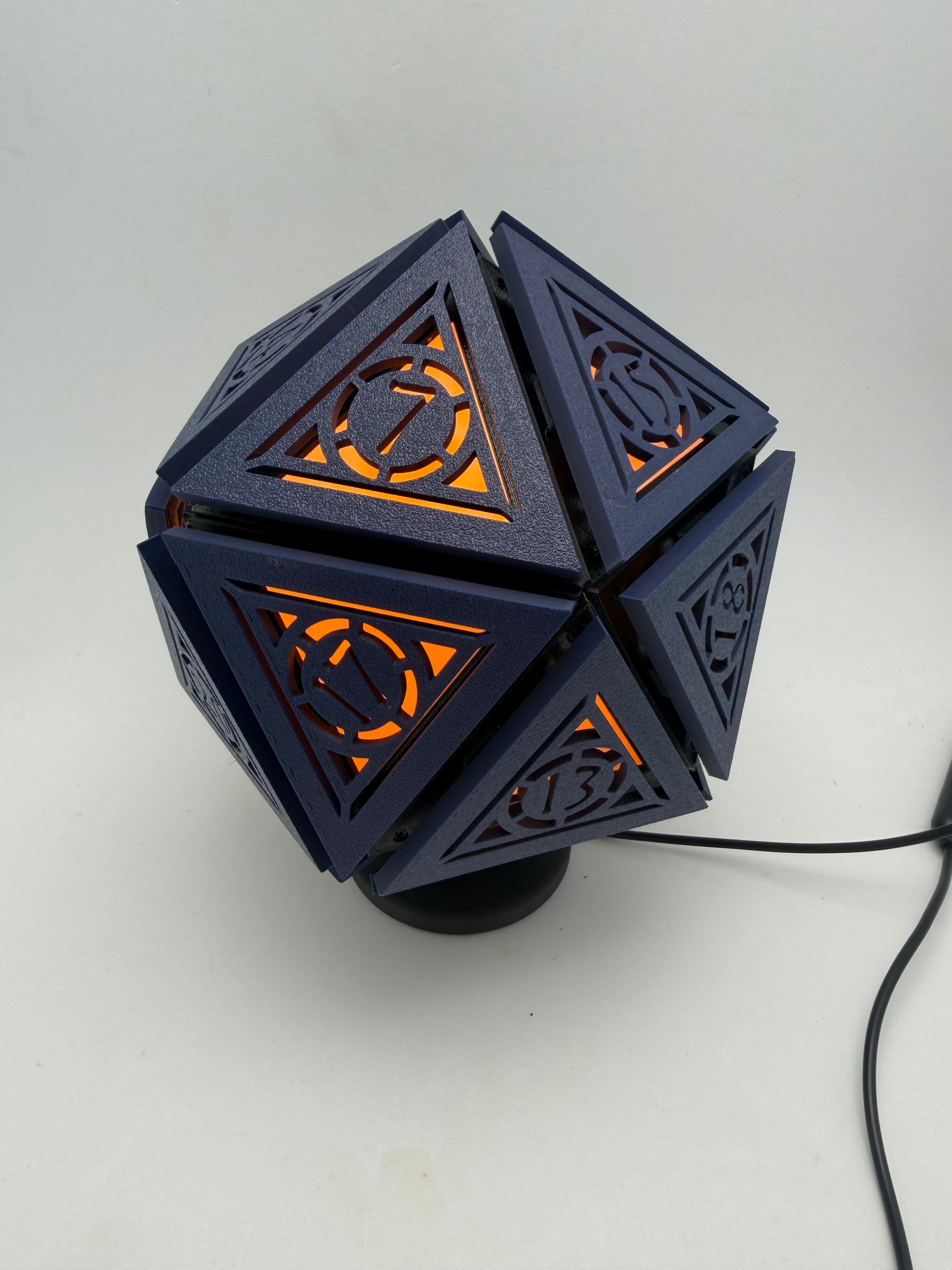 D20 Lamp