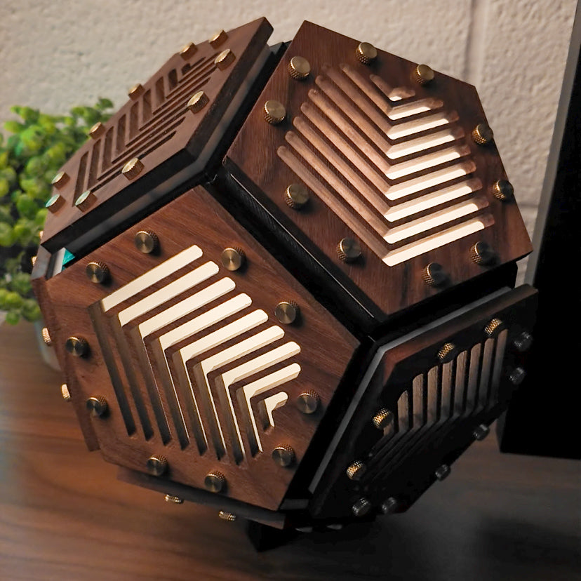 Dodeca Lamp
